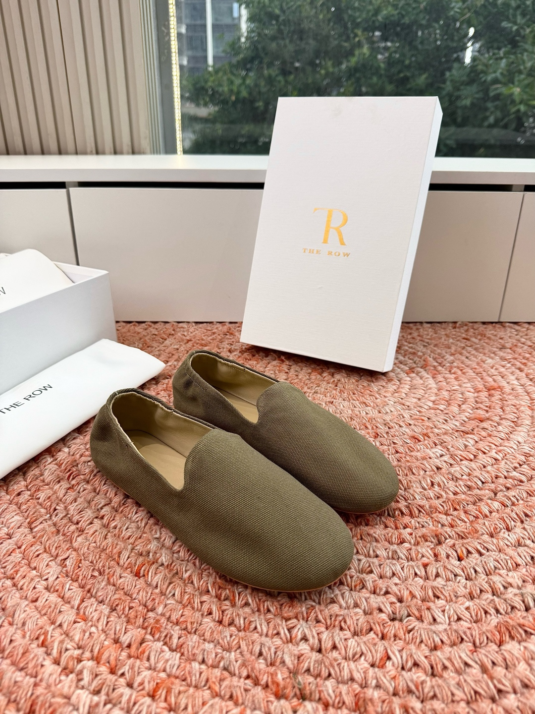 🌾所见即所得G679代购级别the roe慕乐乐福鞋玛丽珍鞋一定要收了它 有一丢高级又简约的感觉其实除了 🌾所见即所得G679代购级别the roe慕乐乐福鞋玛丽珍鞋一定要收了它 有一丢高级又简约的感觉其实除了