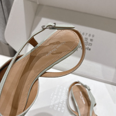 高版本出厂 平底 【Maison Margiela】MM6马吉拉2026ss新品夏季平底分趾鞋凉鞋~夏季 高版本出厂 平底 【Maison Margiela】MM6马吉拉2026ss新品夏季平底分趾鞋凉鞋~夏季