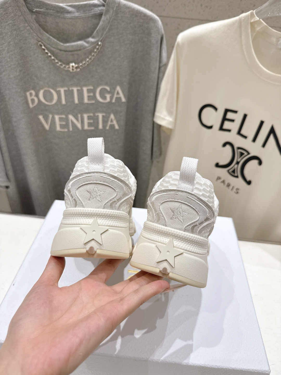 市场高版本    Dior*迪奥D家2026ss新款新色厚底休闲运动鞋老爹鞋，融入d家高定精神诠释经典跑
