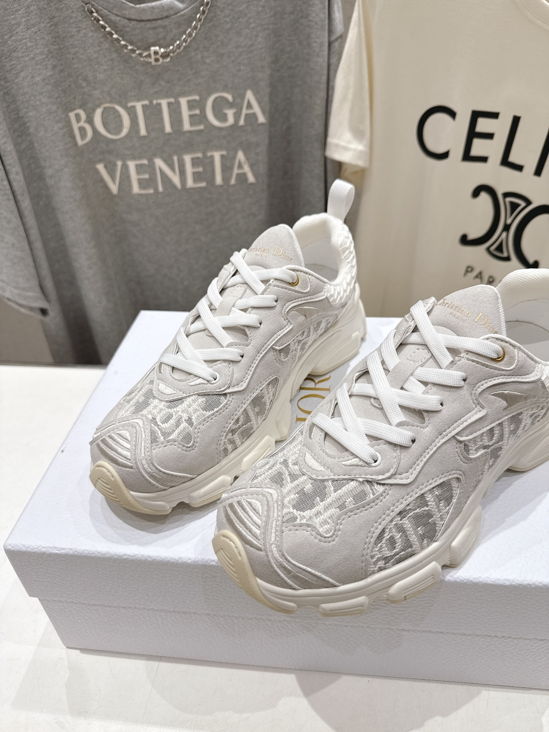 市场高版本    Dior*迪奥D家2026ss新款新色厚底休闲运动鞋老爹鞋，融入d家高定精神诠释经典跑