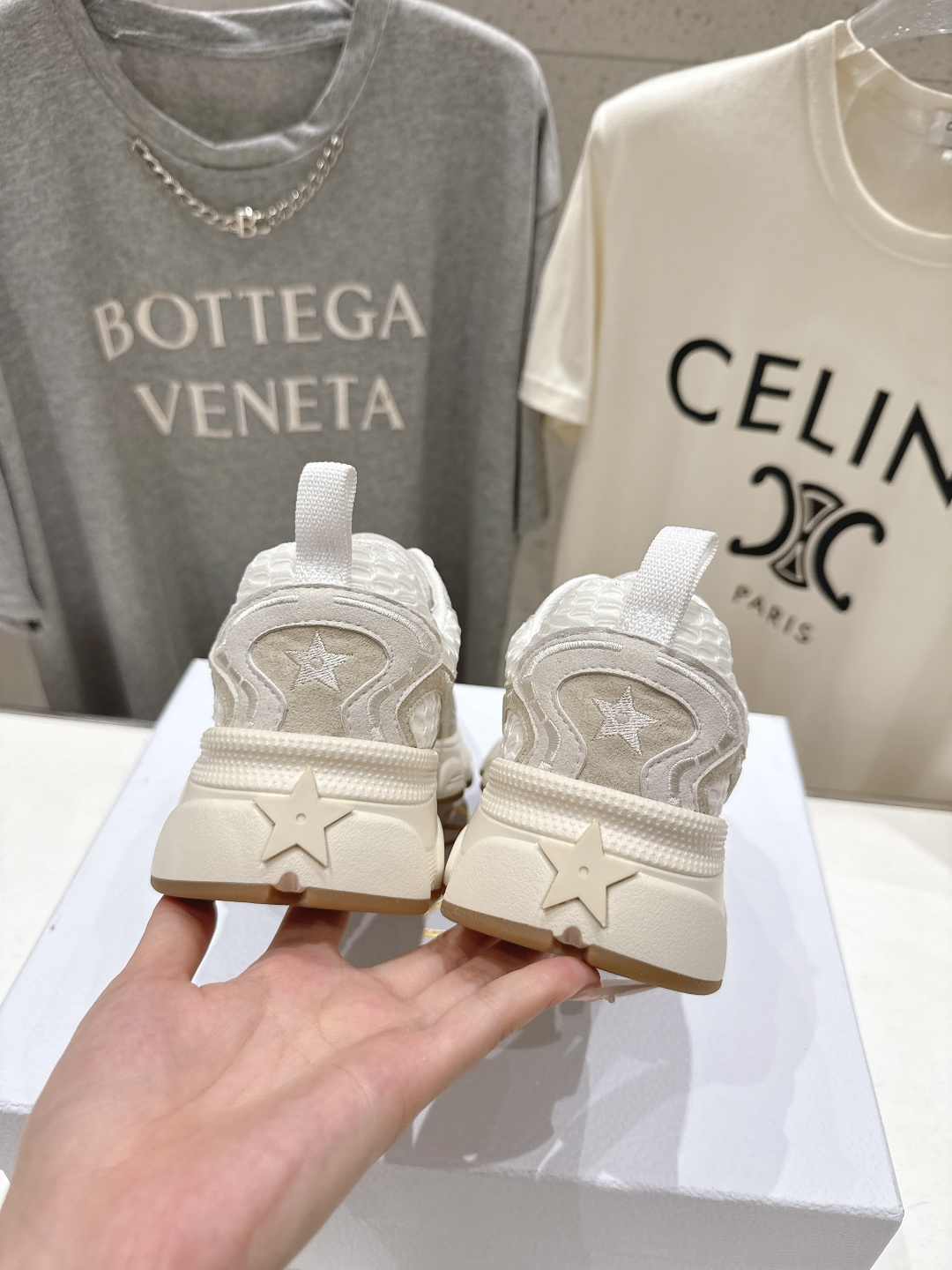 市场高版本    Dior*迪奥D家2026ss新款新色厚底休闲运动鞋老爹鞋，融入d家高定精神诠释经典跑