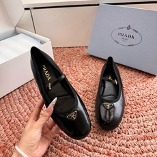 🌾G887统一飞机盒顶级品质所见即所得Prada/普拉达26WF早春新品复古三角标褶皱粗跟平底玛丽珍鞋单 🌾G887统一飞机盒顶级品质所见即所得Prada/普拉达26WF早春新品复古三角标褶皱粗跟平底玛丽珍鞋单