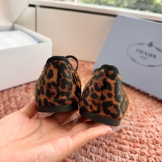 🌾G887统一飞机盒顶级品质所见即所得Prada/普拉达26WF早春新品复古三角标褶皱粗跟平底玛丽珍鞋单 🌾G887统一飞机盒顶级品质所见即所得Prada/普拉达26WF早春新品复古三角标褶皱粗跟平底玛丽珍鞋单