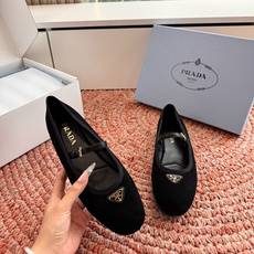 🌾G887统一飞机盒顶级品质所见即所得Prada/普拉达26WF早春新品复古三角标褶皱粗跟平底玛丽珍鞋单 🌾G887统一飞机盒顶级品质所见即所得Prada/普拉达26WF早春新品复古三角标褶皱粗跟平底玛丽珍鞋单