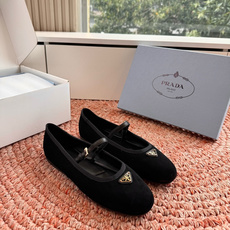 🌾G887统一飞机盒顶级品质所见即所得Prada/普拉达26WF早春新品复古三角标褶皱粗跟平底玛丽珍鞋单 🌾G887统一飞机盒顶级品质所见即所得Prada/普拉达26WF早春新品复古三角标褶皱粗跟平底玛丽珍鞋单