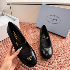 🌾G887统一飞机盒顶级品质所见即所得Prada/普拉达26WF早春新品复古三角标褶皱粗跟平底玛丽珍鞋单 🌾G887统一飞机盒顶级品质所见即所得Prada/普拉达26WF早春新品复古三角标褶皱粗跟平底玛丽珍鞋单