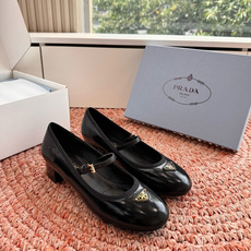 🌾G887统一飞机盒顶级品质所见即所得Prada/普拉达26WF早春新品复古三角标褶皱粗跟平底玛丽珍鞋单 🌾G887统一飞机盒顶级品质所见即所得Prada/普拉达26WF早春新品复古三角标褶皱粗跟平底玛丽珍鞋单