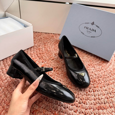 🌾G887统一飞机盒顶级品质所见即所得Prada/普拉达26WF早春新品复古三角标褶皱粗跟平底玛丽珍鞋单 🌾G887统一飞机盒顶级品质所见即所得Prada/普拉达26WF早春新品复古三角标褶皱粗跟平底玛丽珍鞋单