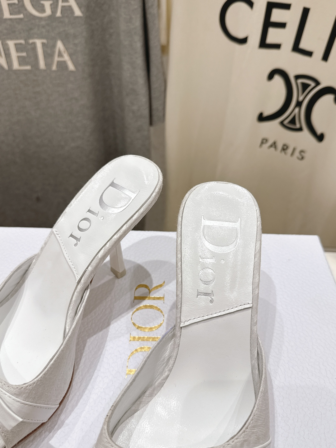 高版本出厂 Dior*迪奥F031D家2026ss夏季新款高跟拖鞋♕♕公主范十足，颜色非常抬肤色，迷人的