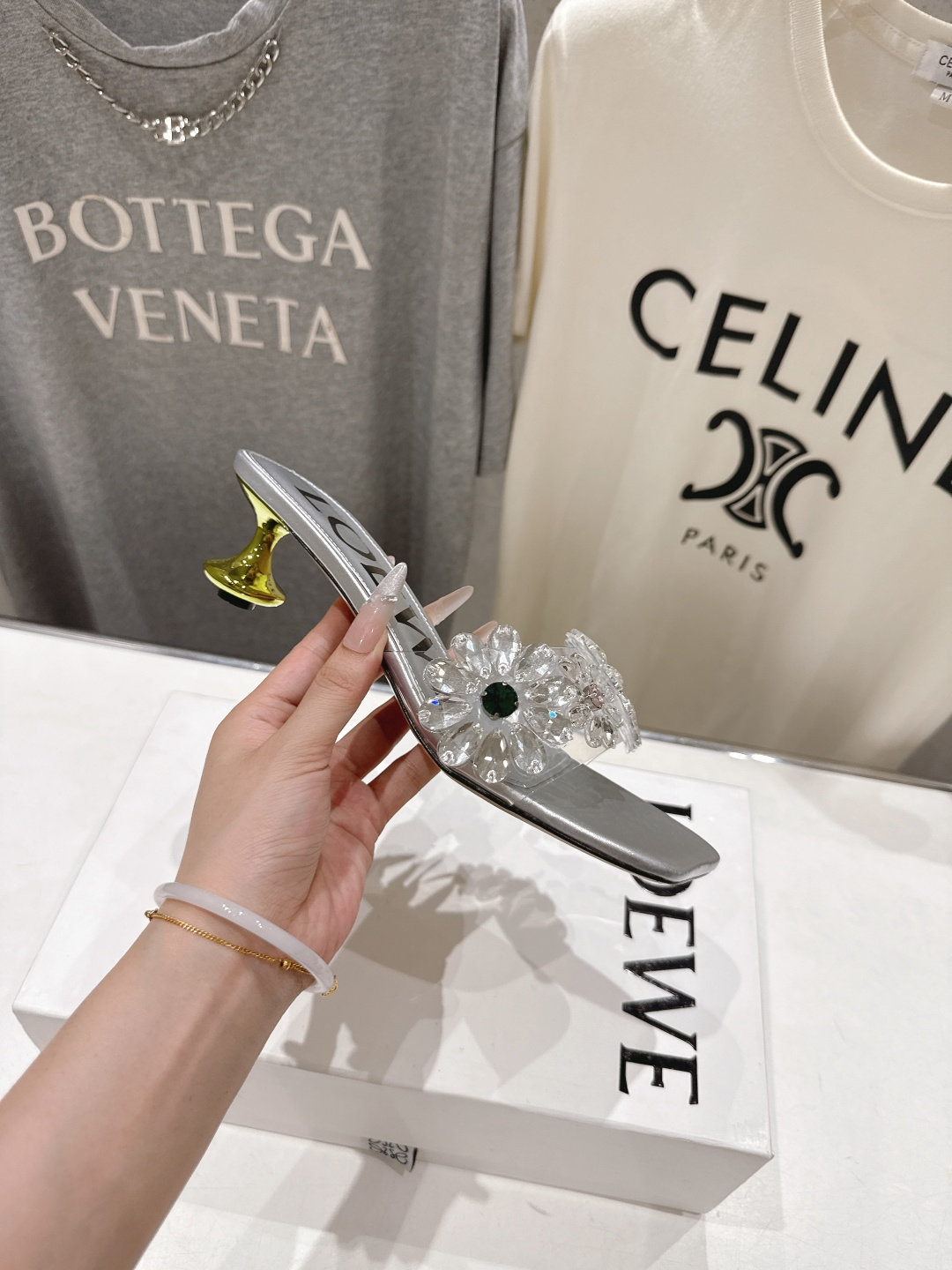 高版本出厂  LOEWE/罗意威F036 2026/ss新品复古风水钻高跟拖鞋～小红书、外网火爆款最近大