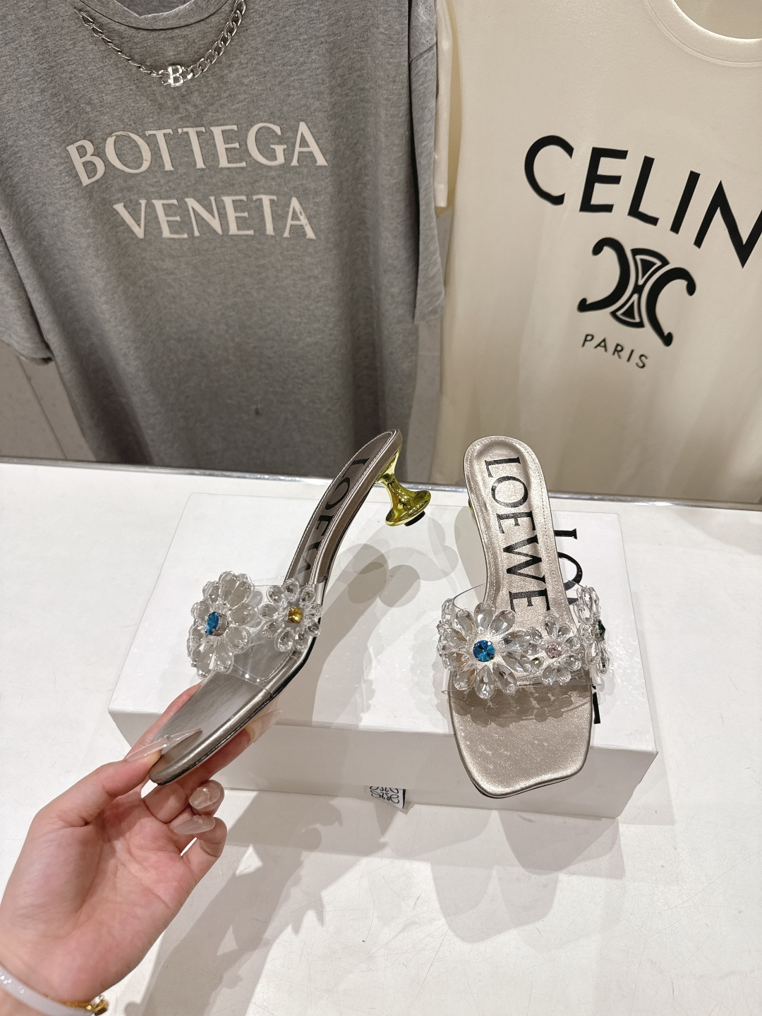 高版本出厂  LOEWE/罗意威F036 2026/ss新品复古风水钻高跟拖鞋～小红书、外网火爆款最近大