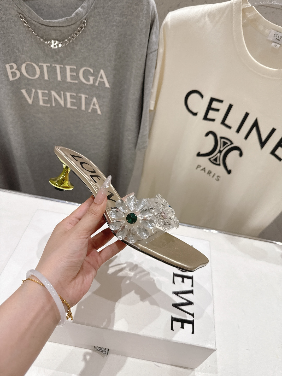 高版本出厂  LOEWE/罗意威F036 2026/ss新品复古风水钻高跟拖鞋～小红书、外网火爆款最近大