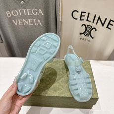 高版本出厂 Gucci*古驰 G家F036 2026ss夏季爆款平底沙滩凉鞋,在这个IN时代必备的凉鞋 高版本出厂 Gucci*古驰 G家F036 2026ss夏季爆款平底沙滩凉鞋,在这个IN时代必备的凉鞋