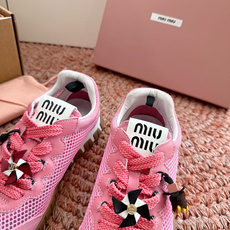 🌾带扣子统一飞机盒出货所见即所得G086Miu Miu网面休闲鞋2026春夏新款走秀MiuMiu 德训 🌾带扣子统一飞机盒出货所见即所得G086Miu Miu网面休闲鞋2026春夏新款走秀MiuMiu 德训