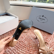 🌾G887😀2026新款 💙Prada 普拉达走秀款复古老钱风凉鞋未来科技感满满 时尚界久违的极简之美 🌾G887😀2026新款 💙Prada 普拉达走秀款复古老钱风凉鞋未来科技感满满 时尚界久违的极简之美