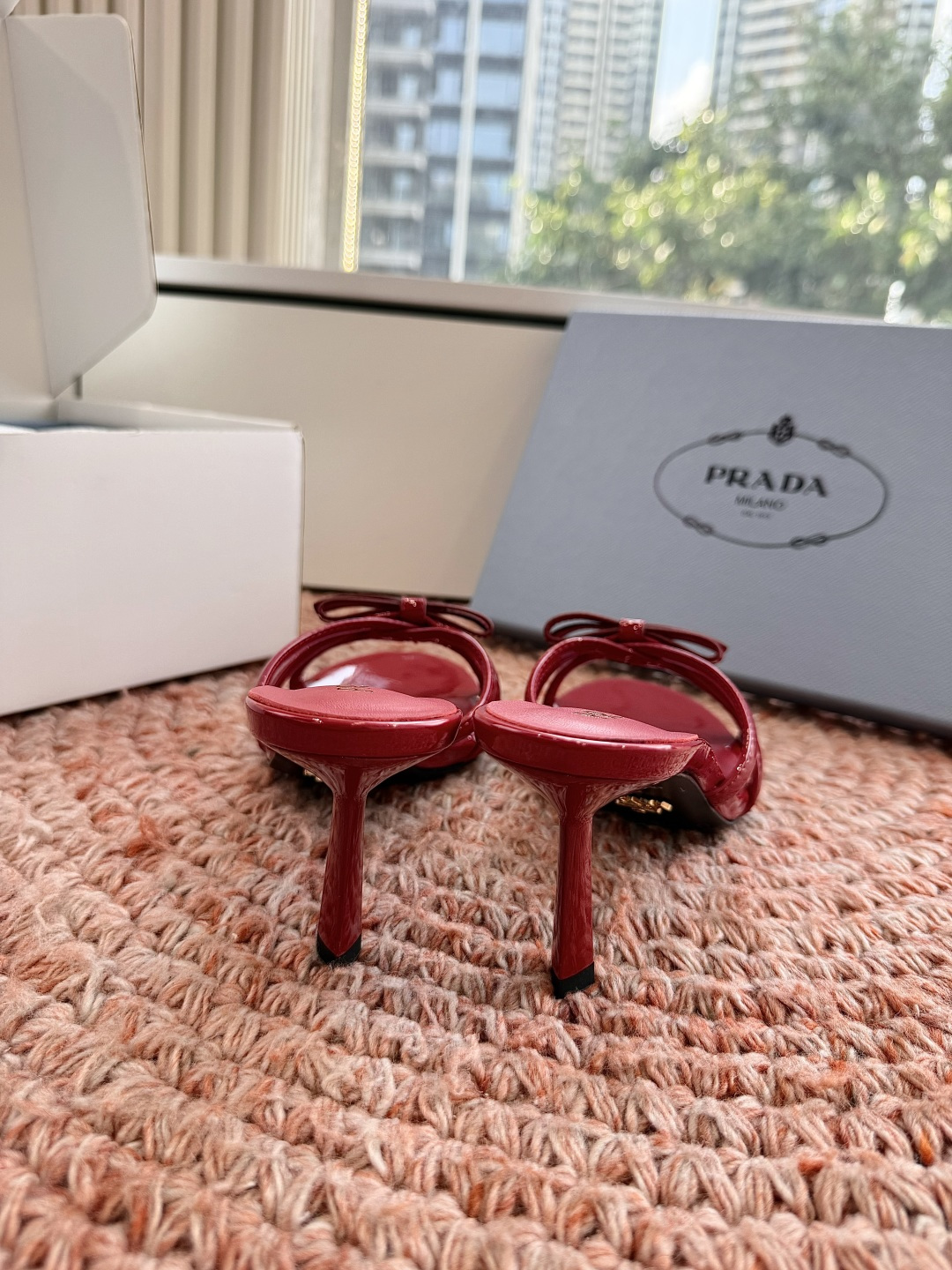 🌾G887😀2026新款 💙Prada 普拉达走秀款复古老钱风凉鞋未来科技感满满 时尚界久违的极简之美 🌾G887😀2026新款 💙Prada 普拉达走秀款复古老钱风凉鞋未来科技感满满 时尚界久违的极简之美