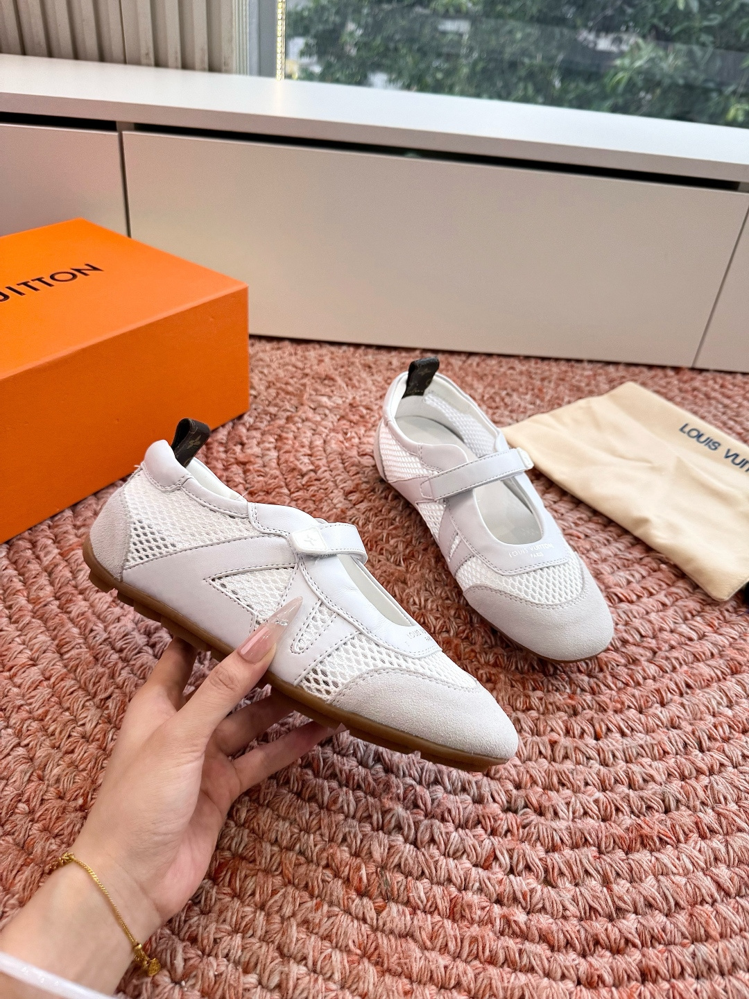 🌾G000所见即所得2026年春夏秀场上推出的 LV Footprint Soccer 芭蕾运动鞋是 P 🌾G000所见即所得2026年春夏秀场上推出的 LV Footprint Soccer 芭蕾运动鞋是 P