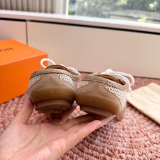 🌾G000所见即所得2026年春夏秀场上推出的 LV Footprint Soccer 芭蕾运动鞋是 P 🌾G000所见即所得2026年春夏秀场上推出的 LV Footprint Soccer 芭蕾运动鞋是 P