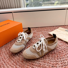🌾G000所见即所得2026年春夏秀场上推出的 LV Footprint Soccer 芭蕾运动鞋是 P 🌾G000所见即所得2026年春夏秀场上推出的 LV Footprint Soccer 芭蕾运动鞋是 P