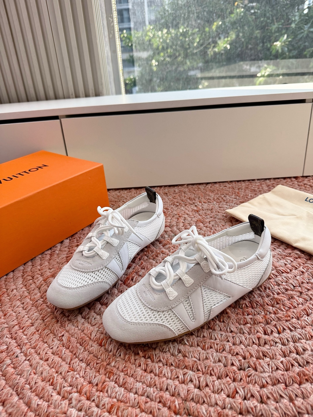 🌾G000所见即所得2026年春夏秀场上推出的 LV Footprint Soccer 芭蕾运动鞋是 P 🌾G000所见即所得2026年春夏秀场上推出的 LV Footprint Soccer 芭蕾运动鞋是 P