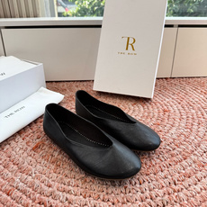 🌾所见即所得G679代购级别the roe慕乐包头拖鞋一定要收了它 有一丢高级又简约的感觉其实除了好看以 🌾所见即所得G679代购级别the roe慕乐包头拖鞋一定要收了它 有一丢高级又简约的感觉其实除了好看以