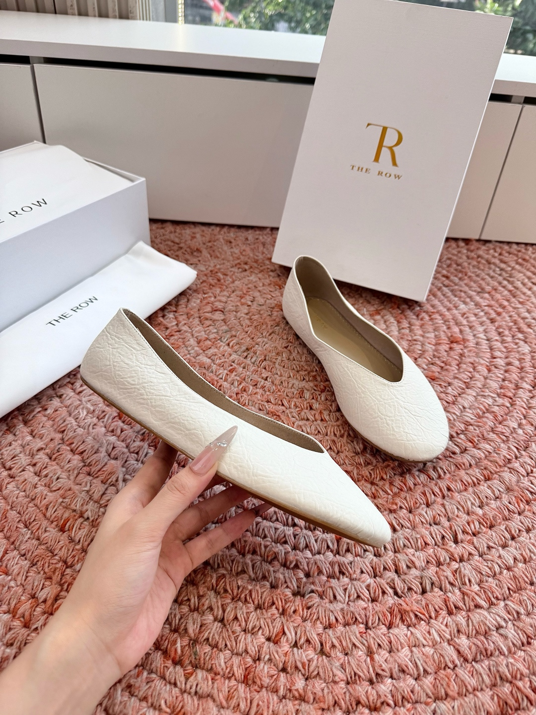 🌾所见即所得G679代购级别the roe慕乐包头拖鞋一定要收了它 有一丢高级又简约的感觉其实除了好看以