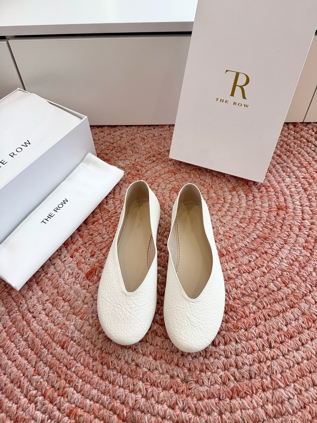 🌾所见即所得G679代购级别the roe慕乐包头拖鞋一定要收了它 有一丢高级又简约的感觉其实除了好看以