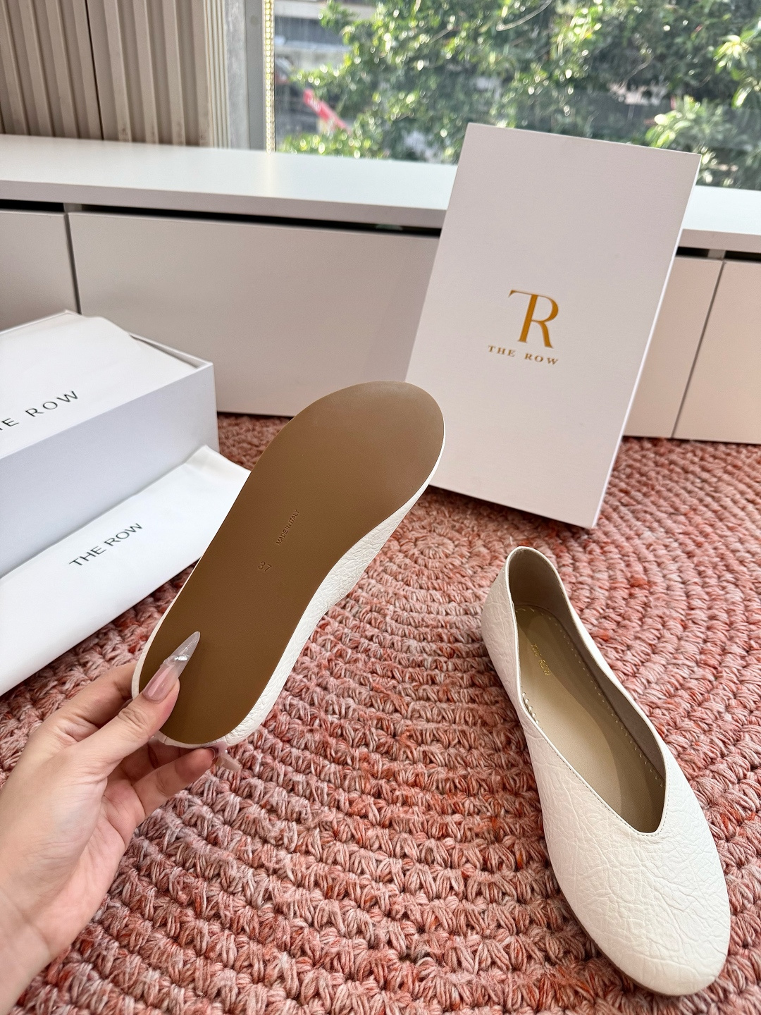 🌾所见即所得G679代购级别the roe慕乐包头拖鞋一定要收了它 有一丢高级又简约的感觉其实除了好看以