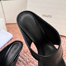 🌾G213顶级品质KHAIT*26ss夏季新款交叉绑带高跟凉鞋这双交叉绑带高跟凉鞋,把品牌标志性的极简美 🌾G213顶级品质KHAIT*26ss夏季新款交叉绑带高跟凉鞋这双交叉绑带高跟凉鞋,把品牌标志性的极简美