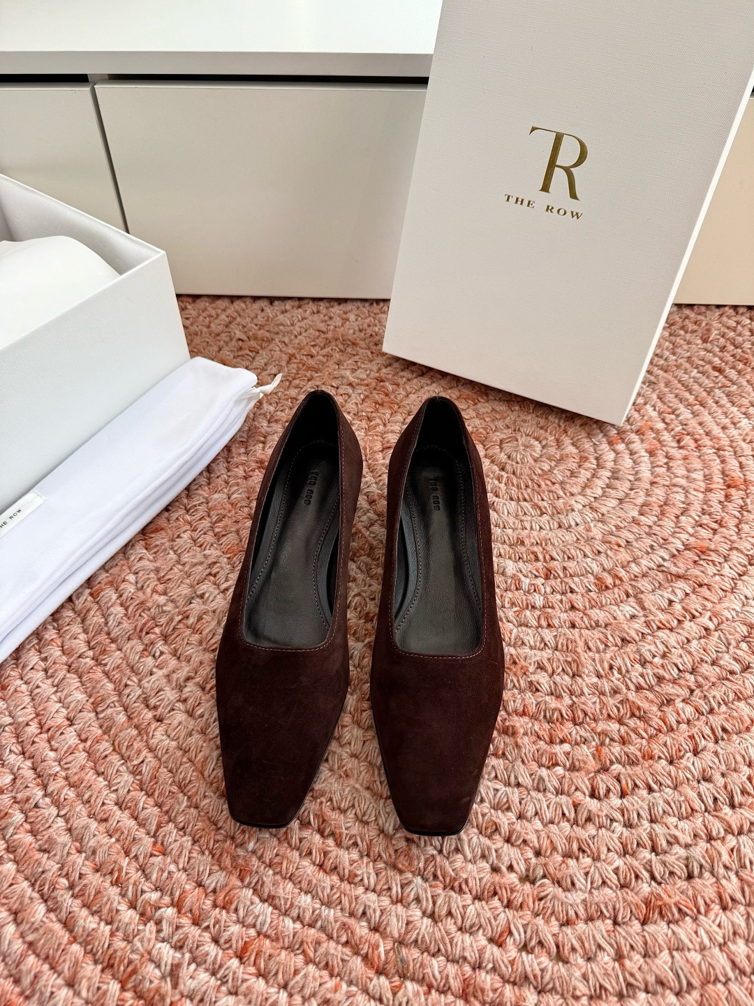 🌾所见即所得G679代购级别the roe慕乐包头拖鞋一定要收了它 有一丢高级又简约的感觉其实除了好看以