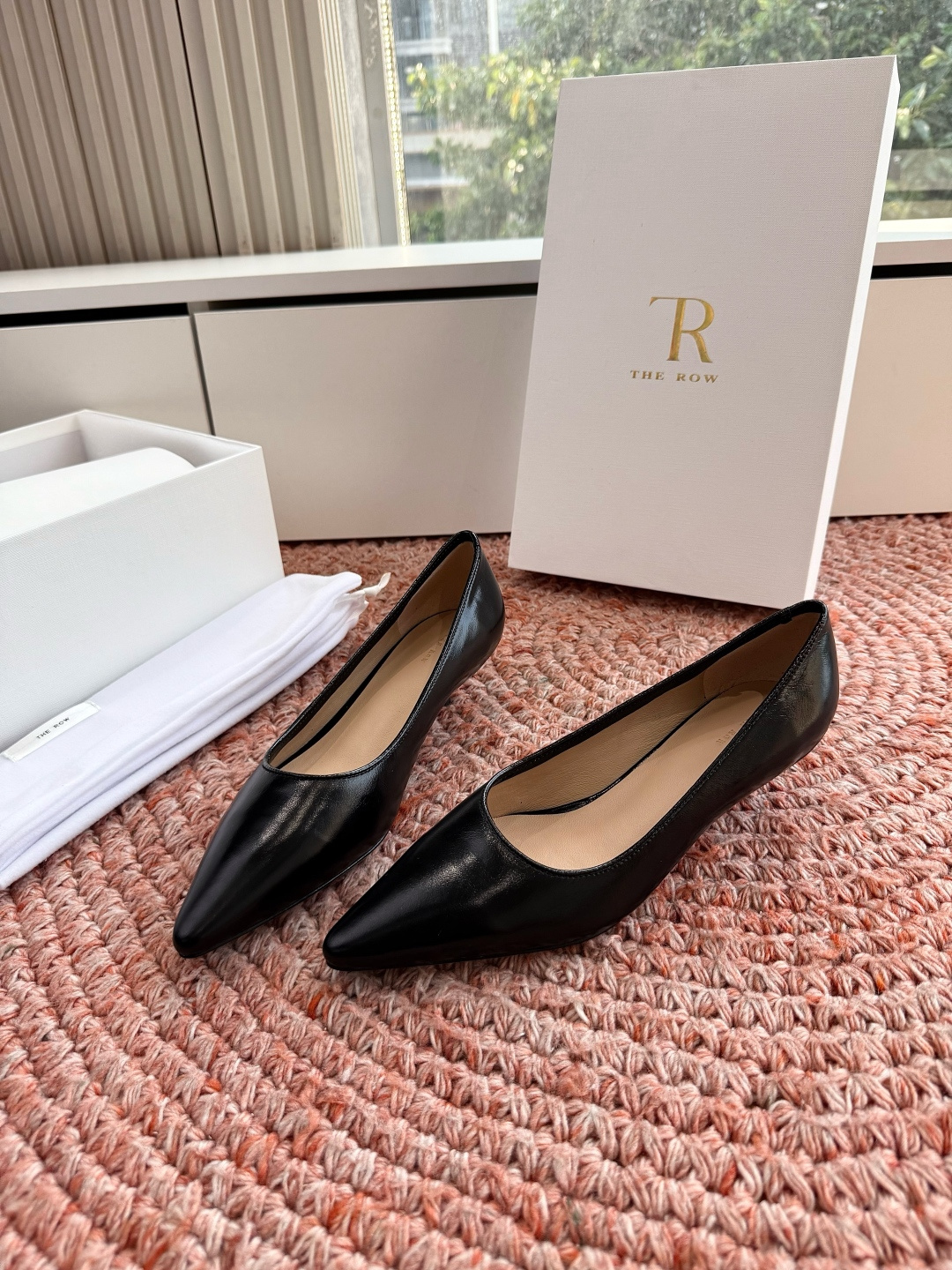 🌾所见即所得G679代购级别the roe慕乐包头拖鞋一定要收了它 有一丢高级又简约的感觉其实除了好看以