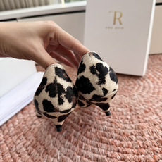 🌾所见即所得G679代购级别the roe慕乐包头拖鞋一定要收了它 有一丢高级又简约的感觉其实除了好看以 🌾所见即所得G679代购级别the roe慕乐包头拖鞋一定要收了它 有一丢高级又简约的感觉其实除了好看以