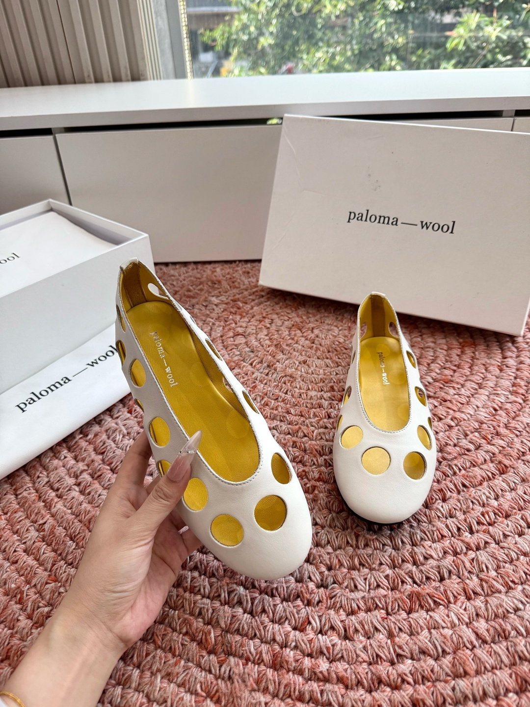 🌾 G213小众品牌 Paloma-wool 春夏新款花朵芭蕾舞鞋铆钉平底单鞋超级漂亮,为花而生的芭蕾鞋 🌾 G213小众品牌 Paloma-wool 春夏新款花朵芭蕾舞鞋铆钉平底单鞋超级漂亮,为花而生的芭蕾鞋