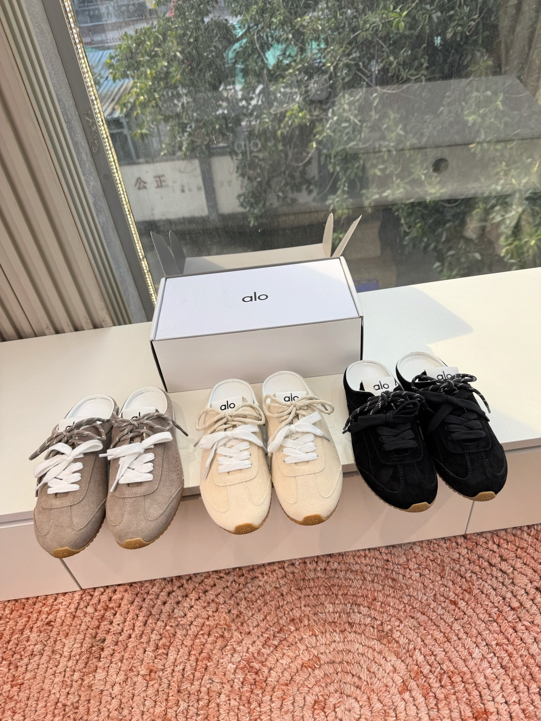 🌾G209顶级品质alo夏季新款德训运动鞋半拖设计上延续了德训鞋的经典线条，做了无后跟半拖的懒人改良，鞋