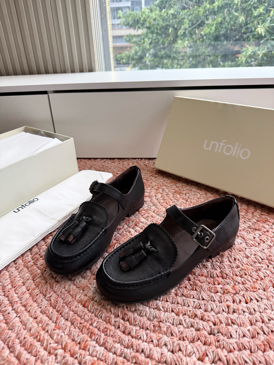 🌾G213@Unfoli*夏季新款流苏玛丽珍乐福鞋采用做旧皮革与反绒皮拼接打造，复古圆头搭配鞋身的流苏细