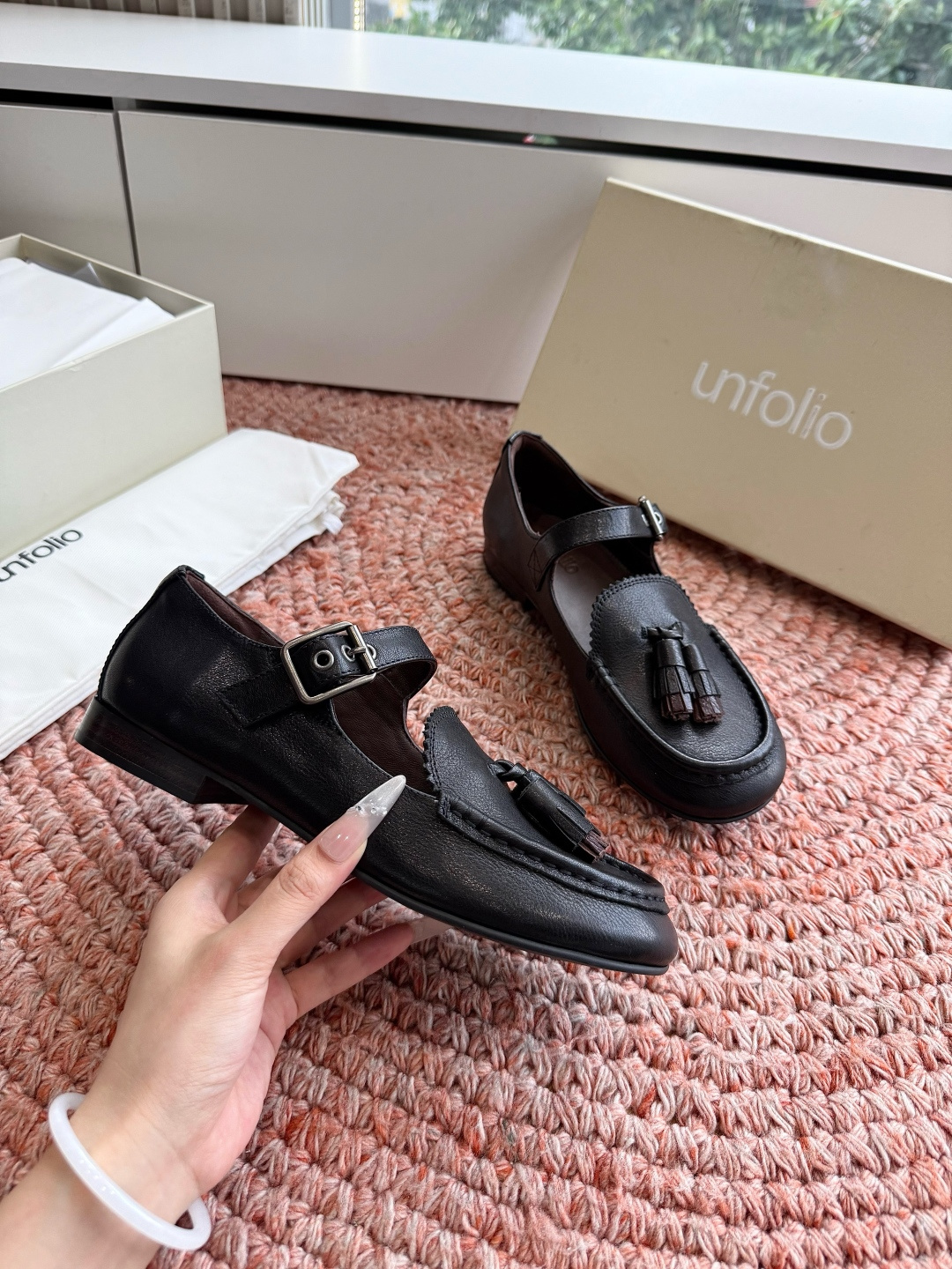 🌾G213@Unfoli*夏季新款流苏玛丽珍乐福鞋采用做旧皮革与反绒皮拼接打造，复古圆头搭配鞋身的流苏细