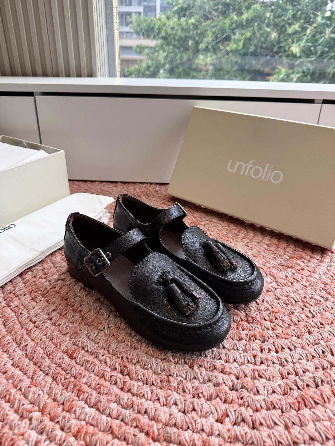 🌾G213@Unfoli*夏季新款流苏玛丽珍乐福鞋采用做旧皮革与反绒皮拼接打造，复古圆头搭配鞋身的流苏细