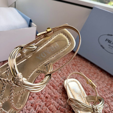 🌾G887@2026新款 💙Prada 普拉达夹脚复古凉鞋未来科技感满满 时尚界久违的极简之美 时髦又精 🌾G887@2026新款 💙Prada 普拉达夹脚复古凉鞋未来科技感满满 时尚界久违的极简之美 时髦又精
