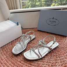 🌾G887@2026新款 💙Prada 普拉达夹脚复古凉鞋未来科技感满满 时尚界久违的极简之美 时髦又精 🌾G887@2026新款 💙Prada 普拉达夹脚复古凉鞋未来科技感满满 时尚界久违的极简之美 时髦又精
