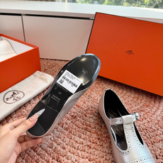 🌾G393顶级品质Hermès/爱马仕2026新品Kelly扣细带猫跟凉鞋单鞋当Kelly包的传奇基因邂 🌾G393顶级品质Hermès/爱马仕2026新品Kelly扣细带猫跟凉鞋单鞋当Kelly包的传奇基因邂