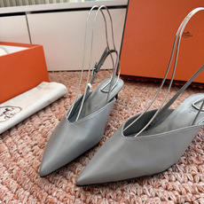 🌾G393顶级品质Hermès/爱马仕2026新品Kelly扣细带猫跟凉鞋单鞋当Kelly包的传奇基因邂 🌾G393顶级品质Hermès/爱马仕2026新品Kelly扣细带猫跟凉鞋单鞋当Kelly包的传奇基因邂