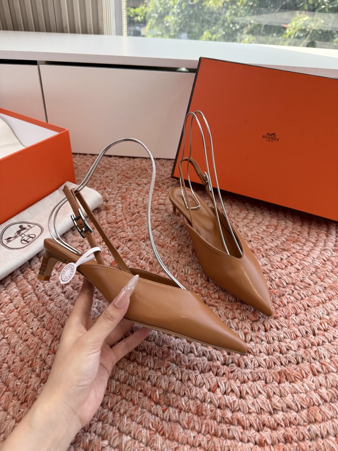 🌾G393顶级品质Hermès/爱马仕2026新品Kelly扣细带猫跟凉鞋单鞋当Kelly包的传奇基因邂