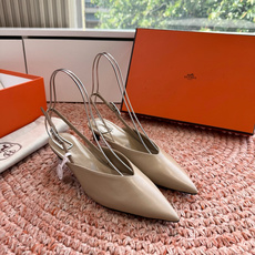 🌾G393顶级品质Hermès/爱马仕2026新品Kelly扣细带猫跟凉鞋单鞋当Kelly包的传奇基因邂 🌾G393顶级品质Hermès/爱马仕2026新品Kelly扣细带猫跟凉鞋单鞋当Kelly包的传奇基因邂