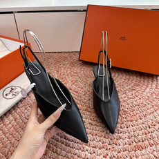 🌾G393顶级品质Hermès/爱马仕2026新品Kelly扣细带猫跟凉鞋单鞋当Kelly包的传奇基因邂 🌾G393顶级品质Hermès/爱马仕2026新品Kelly扣细带猫跟凉鞋单鞋当Kelly包的传奇基因邂
