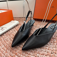 🌾G393顶级品质Hermès/爱马仕2026新品Kelly扣细带猫跟凉鞋单鞋当Kelly包的传奇基因邂 🌾G393顶级品质Hermès/爱马仕2026新品Kelly扣细带猫跟凉鞋单鞋当Kelly包的传奇基因邂