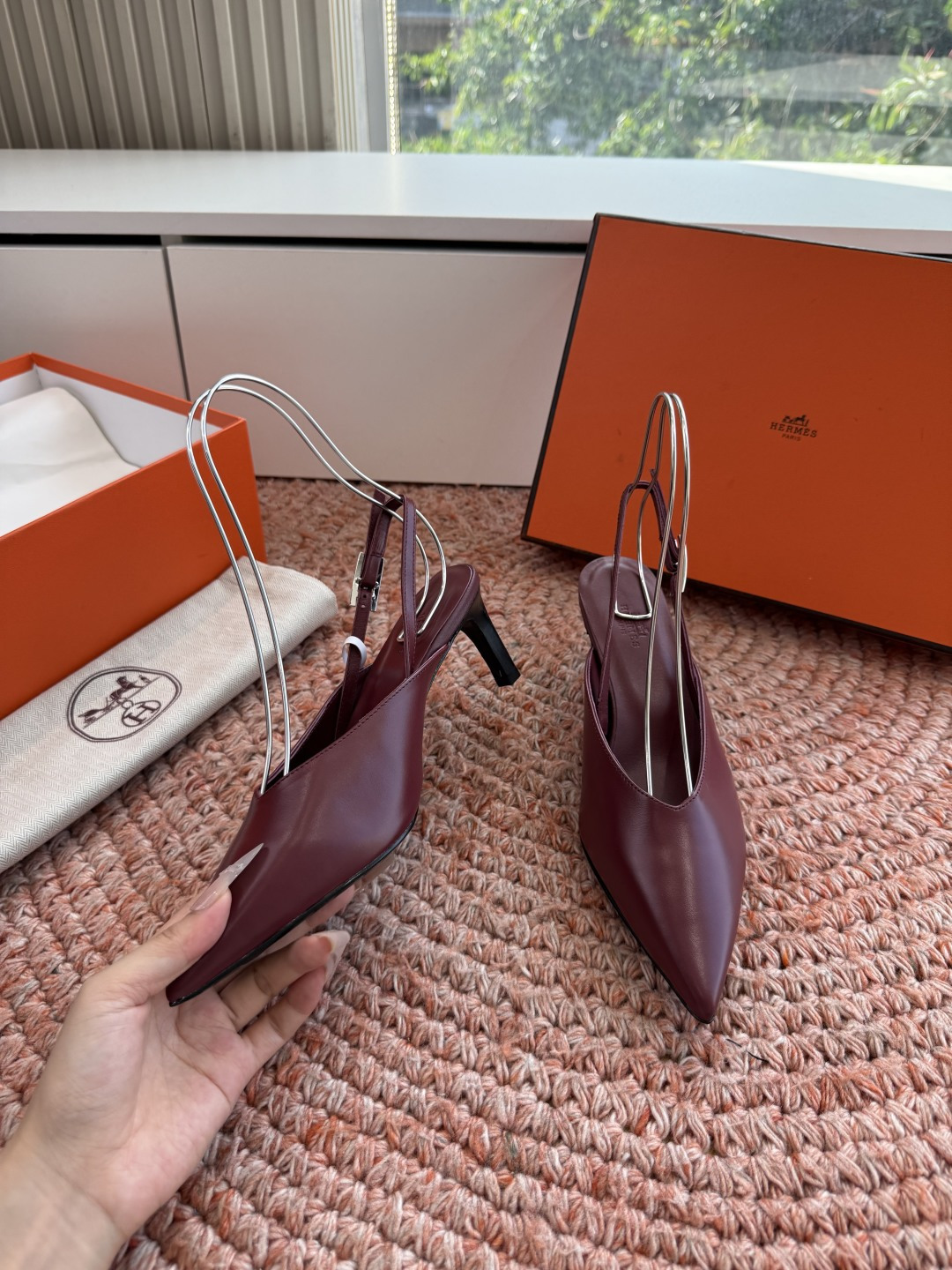 🌾G393顶级品质Hermès/爱马仕2026新品Kelly扣细带猫跟凉鞋单鞋当Kelly包的传奇基因邂
