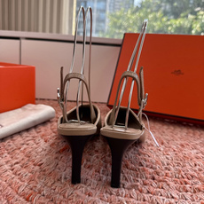 🌾G393顶级品质Hermès/爱马仕2026新品Kelly扣细带猫跟凉鞋单鞋当Kelly包的传奇基因邂 🌾G393顶级品质Hermès/爱马仕2026新品Kelly扣细带猫跟凉鞋单鞋当Kelly包的传奇基因邂
