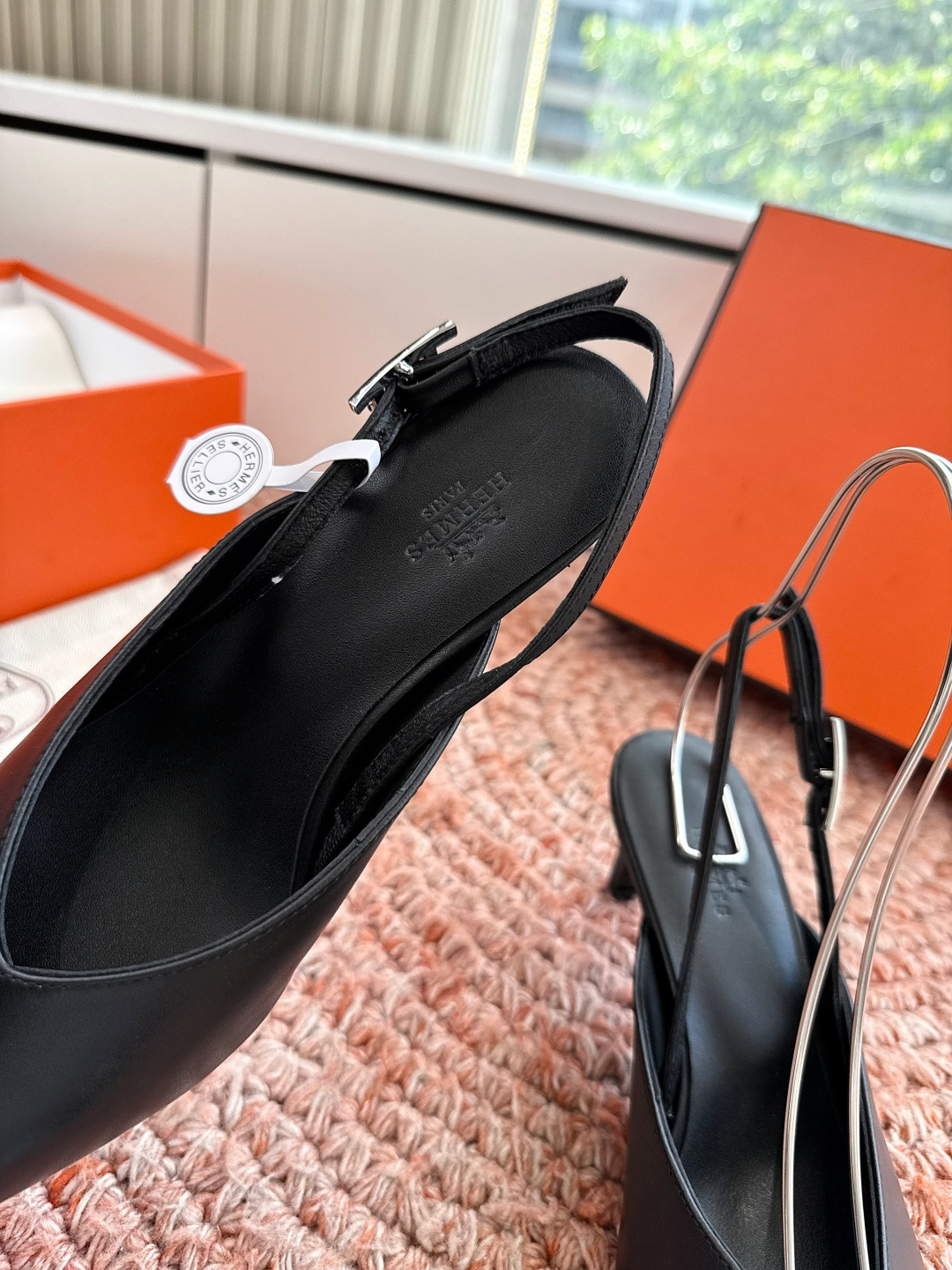 🌾G393顶级品质Hermès/爱马仕2026新品Kelly扣细带猫跟凉鞋单鞋当Kelly包的传奇基因邂