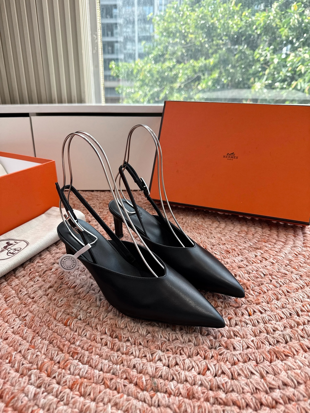 🌾G393顶级品质Hermès/爱马仕2026新品Kelly扣细带猫跟凉鞋单鞋当Kelly包的传奇基因邂