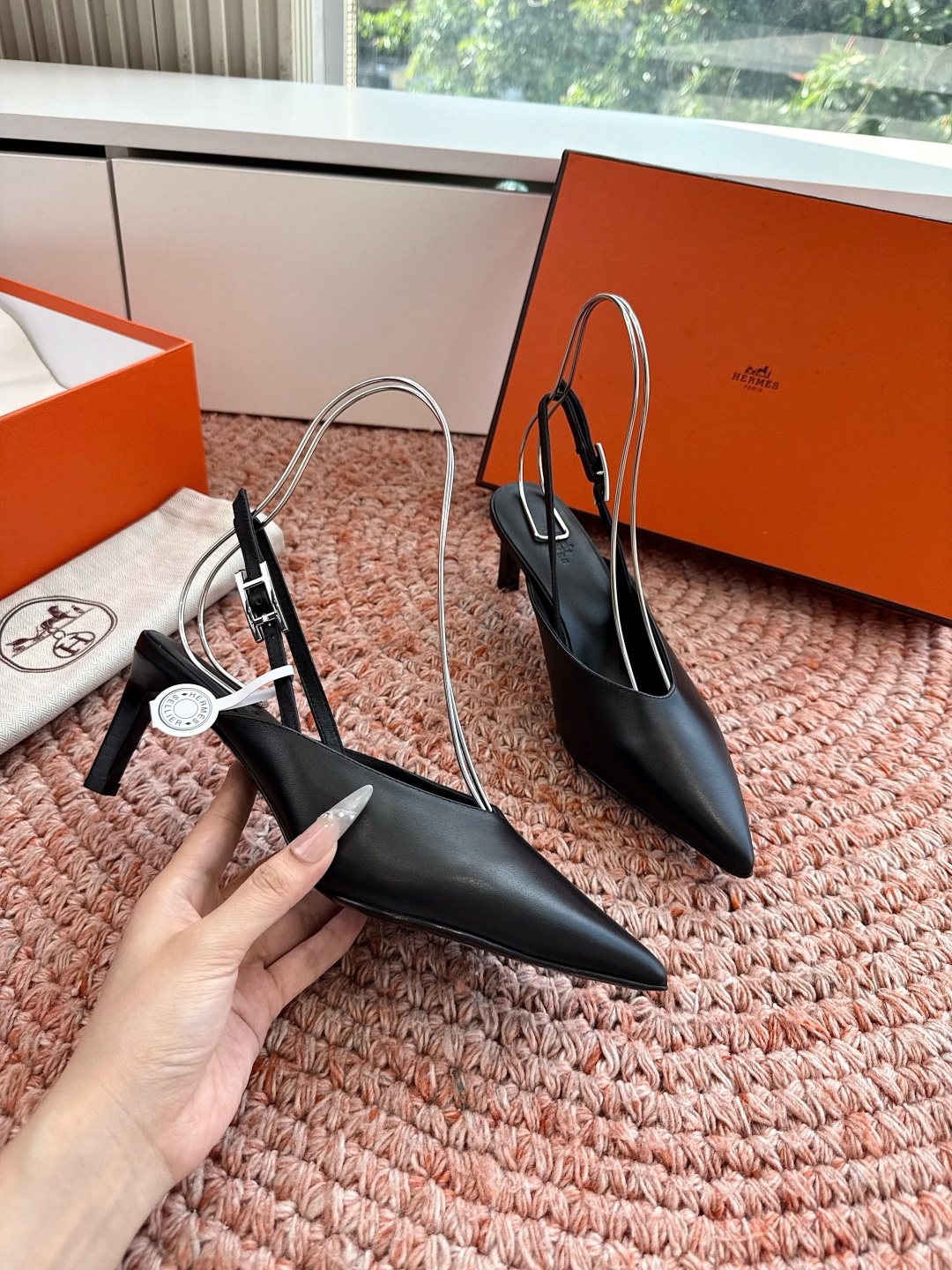 🌾G393顶级品质Hermès/爱马仕2026新品Kelly扣细带猫跟凉鞋单鞋当Kelly包的传奇基因邂
